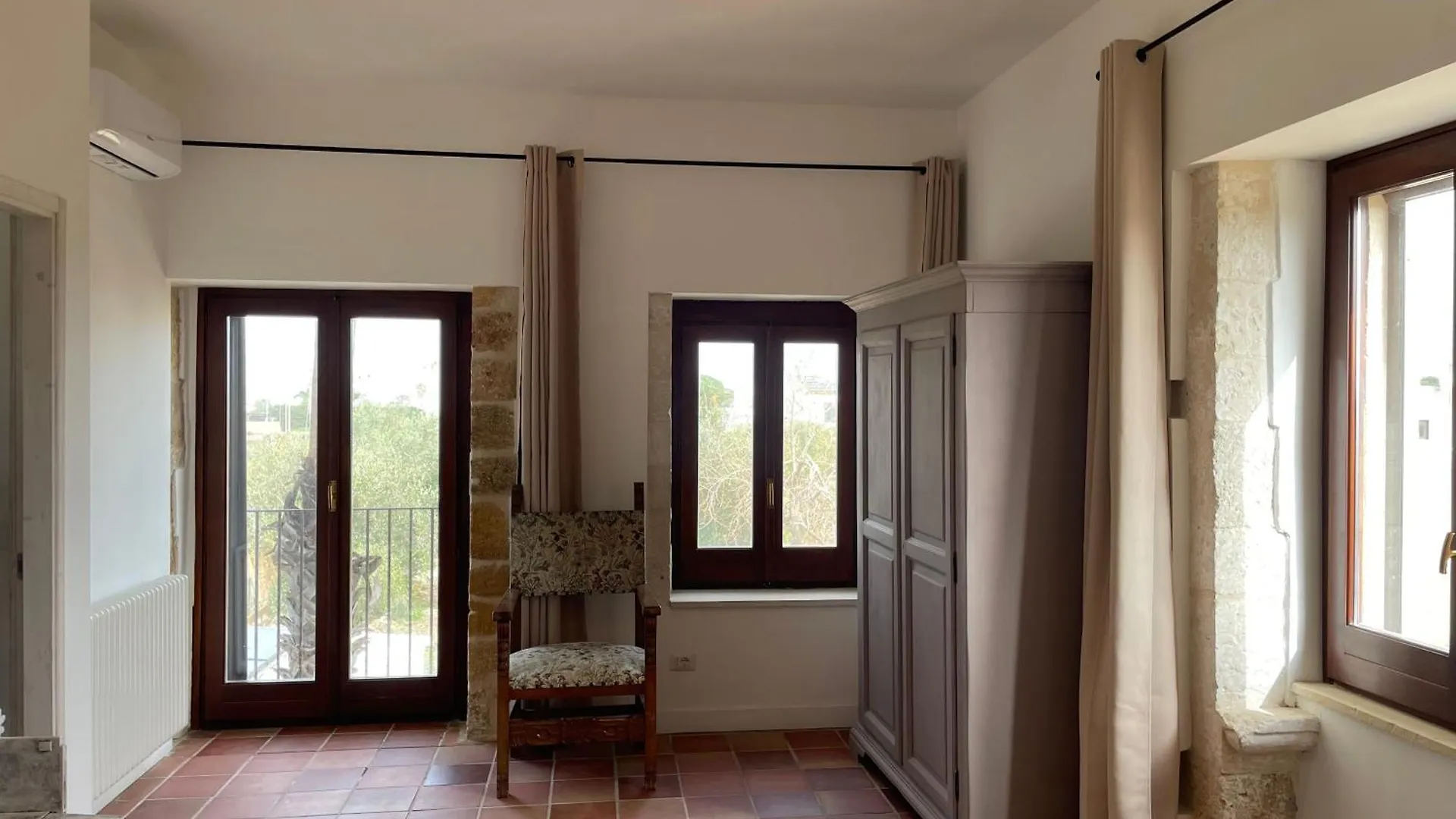 Mater Familias Oasis Apartment Syracuse Homestay