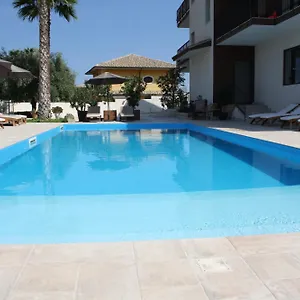 מלון Amada Siracusa, Citta Giardino (Syracuse)